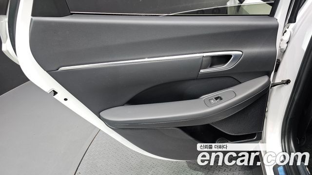 Hyundai Sonata Hybrid (DN8) Premium 2020 — фото 25