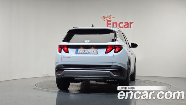 Hyundai Tucson (NX4) Gasoline 1.6 Turbo 2WD Premium 2024 — фото 4