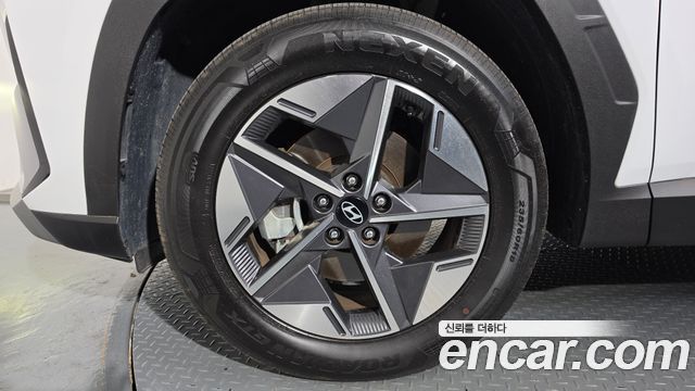 Hyundai Tucson (NX4) Gasoline 1.6 Turbo 2WD Premium 2024 — фото 5