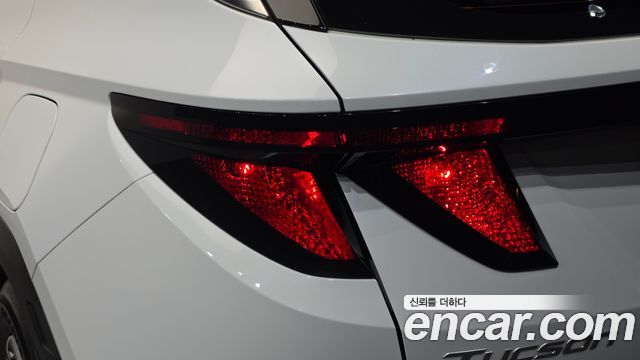 Hyundai Tucson (NX4) Gasoline 1.6 Turbo 2WD Premium 2024 — фото 23