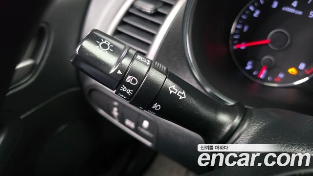 Kia K3 Deluxe 2015 — фото 27