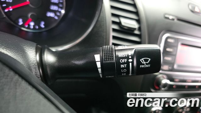 Kia K3 Deluxe 2015 — фото 28