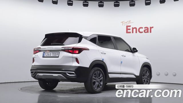 Kia Seltos Diesel 1.6 2WD Prestige 2022 — фото 2