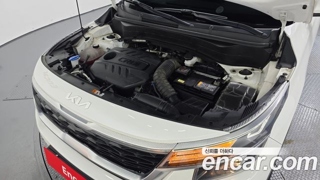 Kia Seltos Diesel 1.6 2WD Prestige 2022 — фото 6