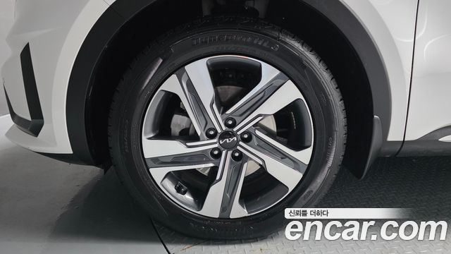Kia Sorento (IV) HEV 1.6 2WD Noblesse 2023 — фото 5