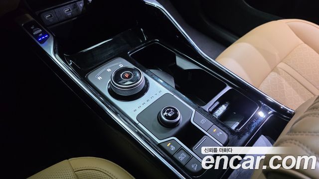 Kia Sorento (IV) HEV 1.6 2WD Noblesse 2023 — фото 9