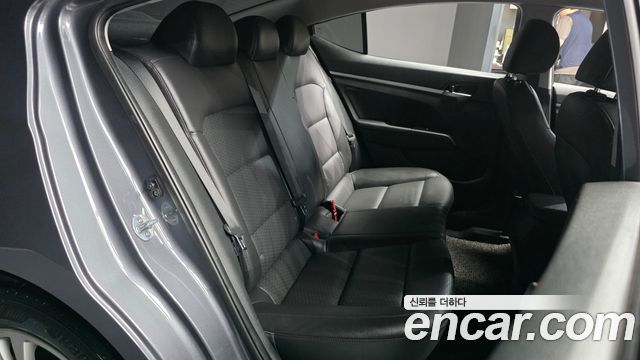 Hyundai Avante (AD) 1.6 Smart 2020 — фото 12