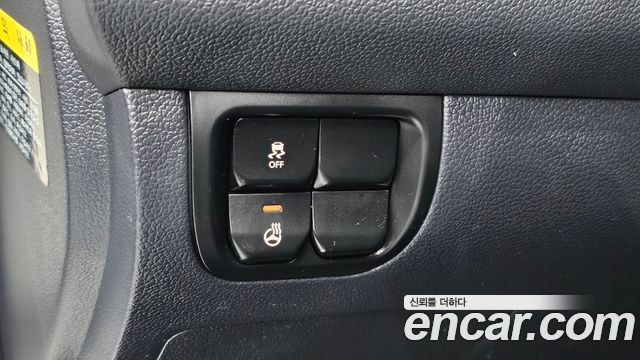 Kia Pride 1.4 MPI Hatchback Deluxe 2014 — фото 18
