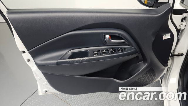 Kia Pride 1.4 MPI Hatchback Deluxe 2014 — фото 24
