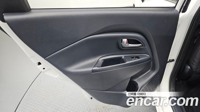 Kia Pride 1.4 MPI Hatchback Deluxe 2014 — фото 25
