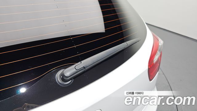 Kia Pride 1.4 MPI Hatchback Deluxe 2014 — фото 30