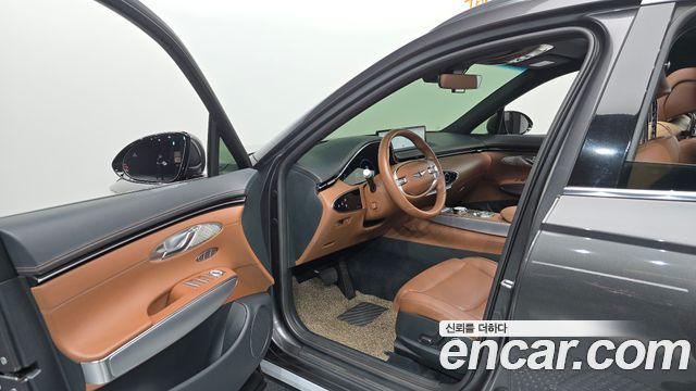 Genesis GV70 2.2 Diesel 2WD 2023 — фото 10