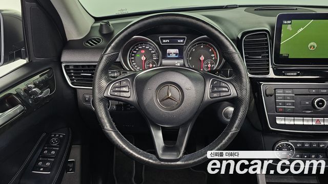 Mercedes-Benz GLE-Class (W166) GLE350 d 4MATIC 2017 — фото 15