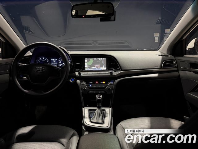Hyundai Avante (AD) 1.6 GDI Value Plus 2018 — фото 24