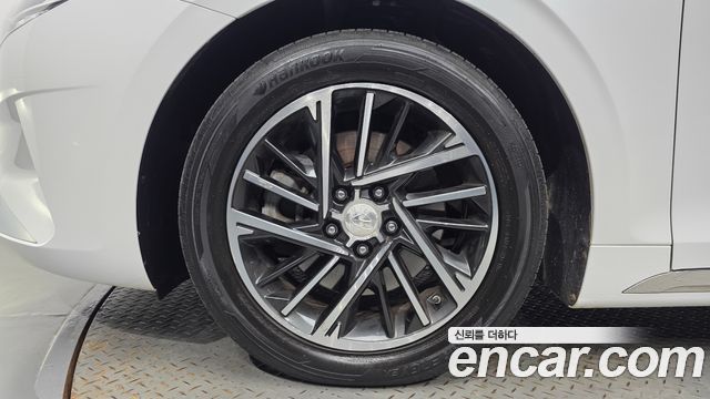 Hyundai Grandeur (IG) 2.5 Premium Choice 2020 — фото 5