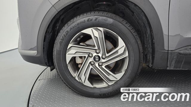 Hyundai Santa Fe Diesel 2.2 2WD Prestige 2021 — фото 5