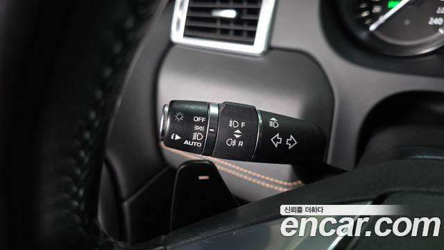 Land Rover Discovery Sport 2.0 TD4 HSE Luxury 2018 — фото 34