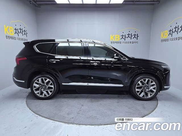 Hyundai Santa Fe Diesel 2.2 2WD Calligraphy 2021 — фото 3