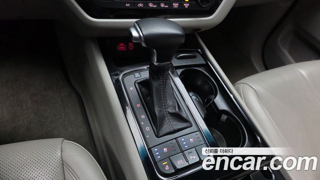 Kia Carnival 9-seater Noblesse 2017 — фото 9