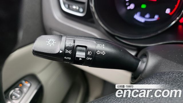 Kia Carnival 9-seater Noblesse 2017 — фото 17