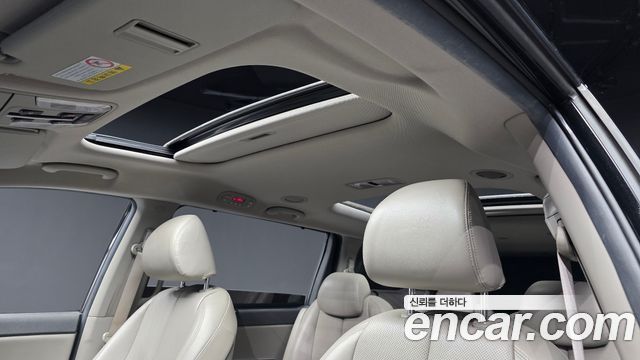 Kia Carnival 9-seater Noblesse 2017 — фото 19