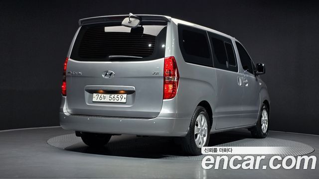Hyundai Grand Starex Wagon 12-Seater Modern 2019 — фото 2