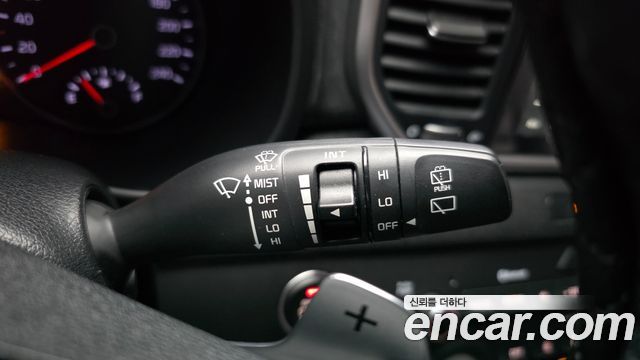 Kia Sportage The Bold Diesel 2.0 2WD Prestige 2019 — фото 29