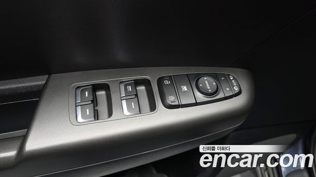 Kia Sportage The Bold Diesel 2.0 2WD Prestige 2019 — фото 30