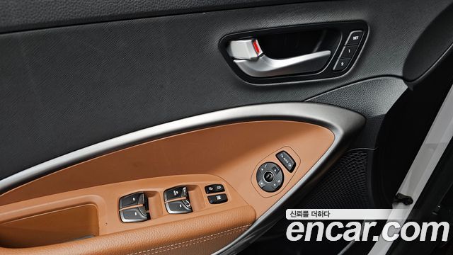 Hyundai Santa Fe The Prime Diesel 2.0 4WD Exclusive Special 2016 — фото 12