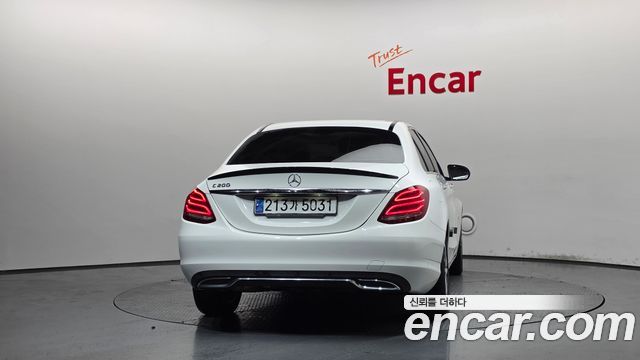 Mercedes-Benz C-Class (W205) C200 Avantgarde 2017 — фото 4