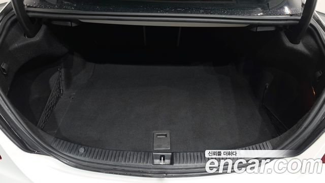 Mercedes-Benz C-Class (W205) C200 Avantgarde 2017 — фото 20