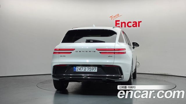 Genesis GV70 2.5T Gasoline AWD 2025 — фото 4