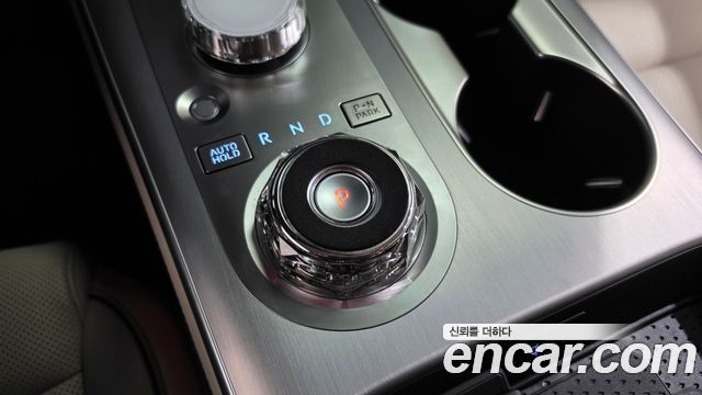 Genesis GV70 2.5T Gasoline AWD 2025 — фото 9