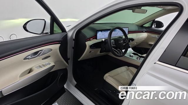 Genesis GV70 2.5T Gasoline AWD 2025 — фото 10