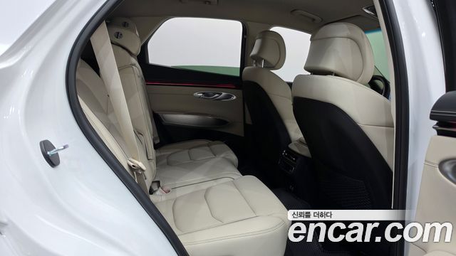 Genesis GV70 2.5T Gasoline AWD 2025 — фото 15