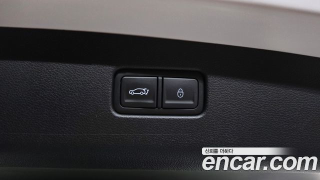 Genesis GV70 2.5T Gasoline AWD 2025 — фото 21