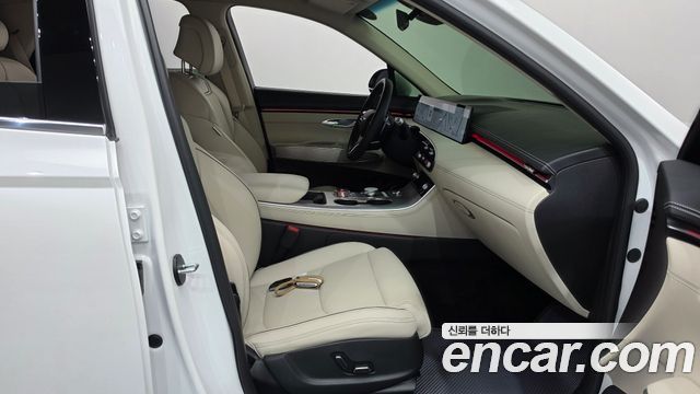 Genesis GV70 2.5T Gasoline AWD 2025 — фото 32