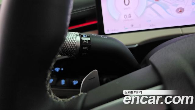Genesis GV70 2.5T Gasoline AWD 2025 — фото 35