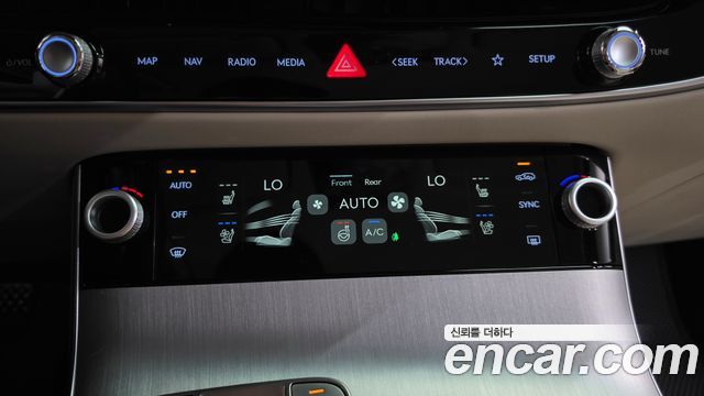 Genesis GV70 2.5T Gasoline AWD 2025 — фото 39