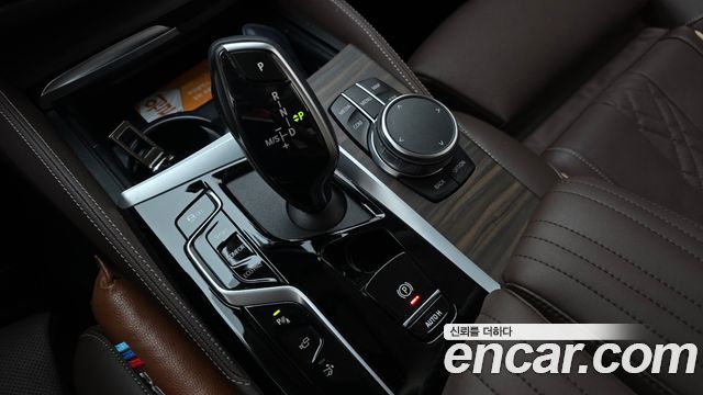 BMW 6 Series GT (G32) 630i xDrive Luxury 2024 — фото 9