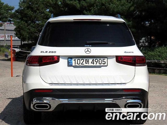 Mercedes-Benz GLB-Class (X247) GLB250 4MATIC 2020 — фото 4