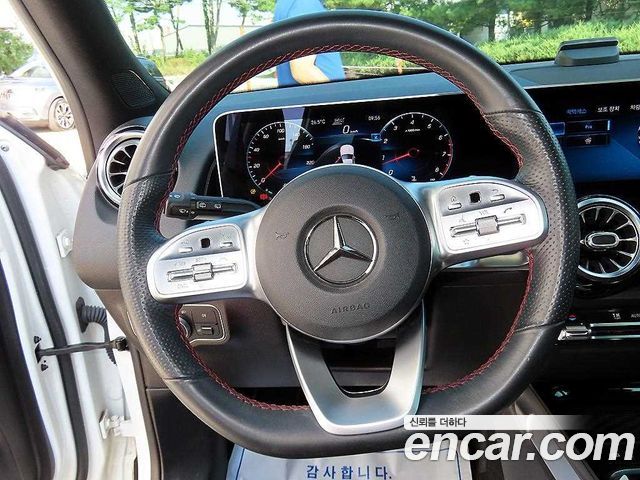 Mercedes-Benz GLB-Class (X247) GLB250 4MATIC 2020 — фото 8