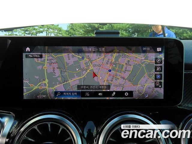 Mercedes-Benz GLB-Class (X247) GLB250 4MATIC 2020 — фото 18