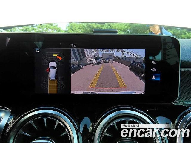 Mercedes-Benz GLB-Class (X247) GLB250 4MATIC 2020 — фото 19