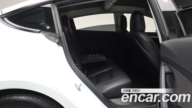 Tesla Model 3 RWD 2022 — фото 11