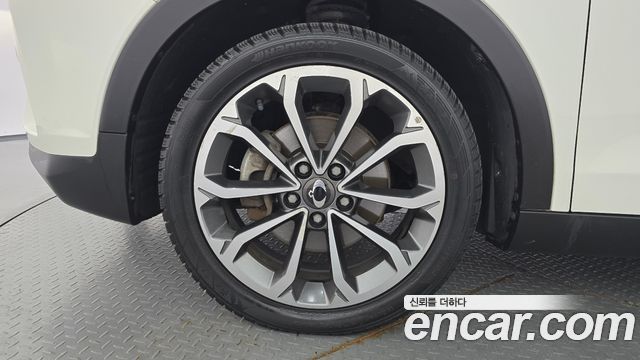 KG Mobility (SsangYong) Tivoli Armor Gear Edition 2WD 2018 — фото 5