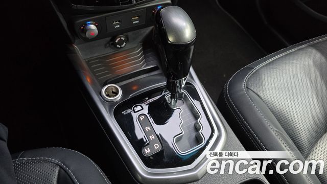 KG Mobility (SsangYong) Tivoli Armor Gear Edition 2WD 2018 — фото 9