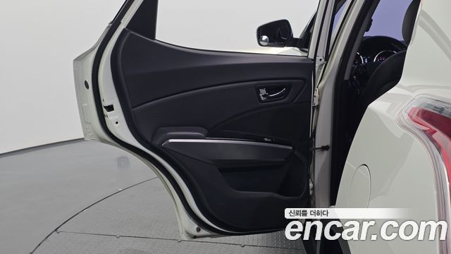 KG Mobility (SsangYong) Tivoli Armor Gear Edition 2WD 2018 — фото 25