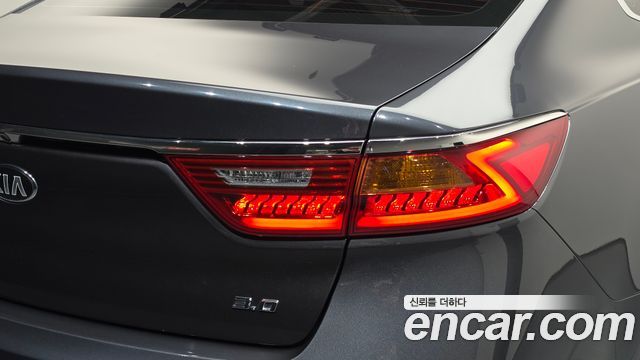 Kia K7 3.0 GDI Limited 2018 — фото 23