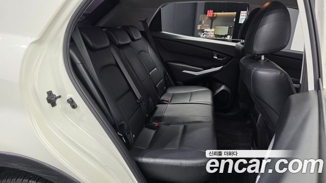 KG Mobility (SsangYong) Korando C 2.0 RX 4WD DLX 2015 — фото 12